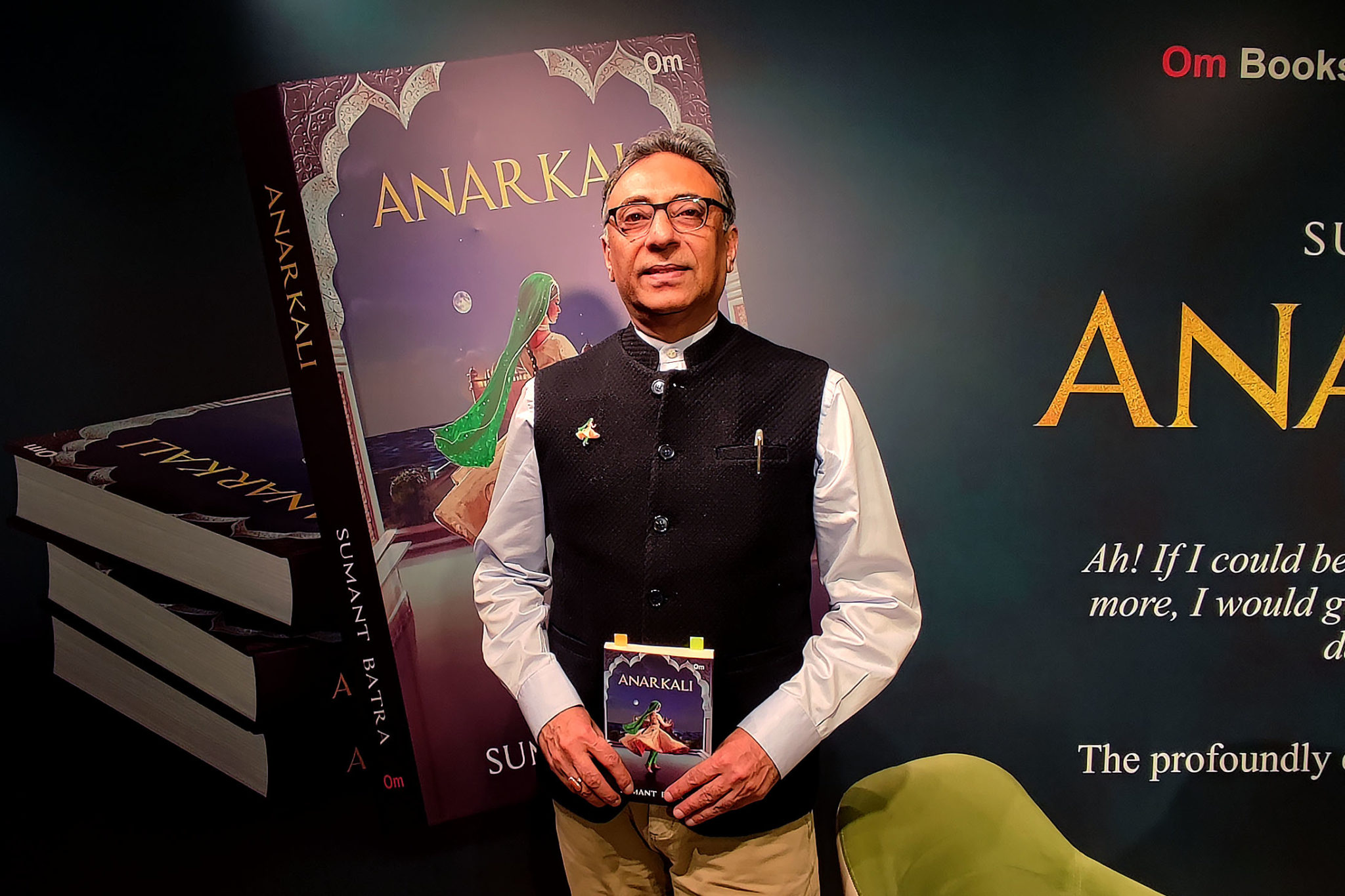 Interview: From a Tour Guide’s Story to a Book, Author Sumant Batra Tells us How Anarkali Came Into Being
